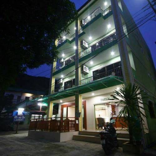 Guest House and Restaurant For Lease in Patong Beach