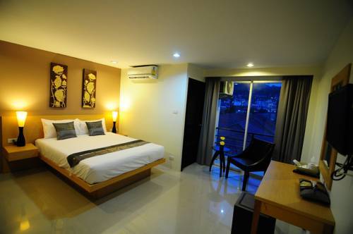 Hotel For Lease – No Key Money - Patong beach
