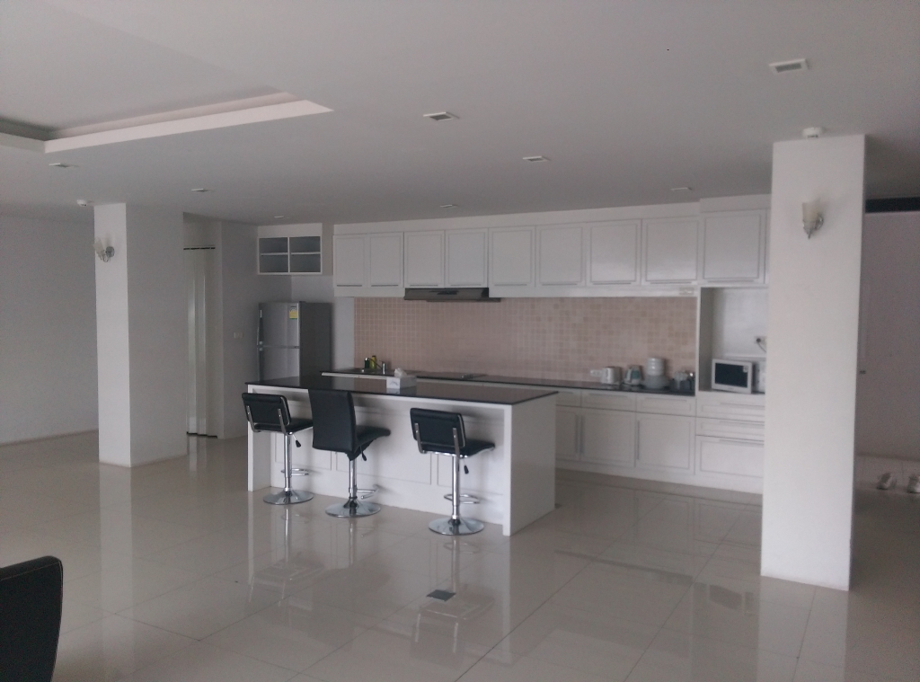 2 beds Penthouse for rent – Patong beach
