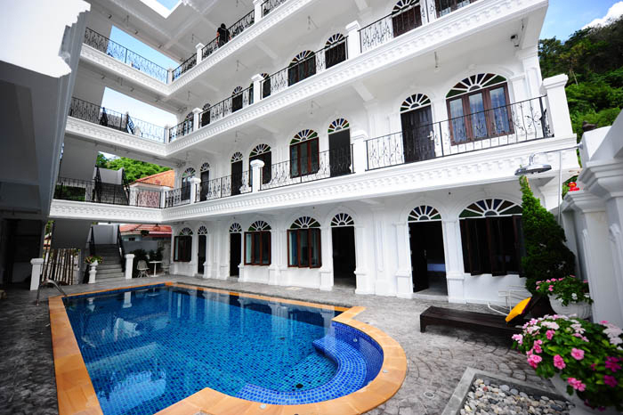 Hotel for Lease with Swimming Pool - Patong beach