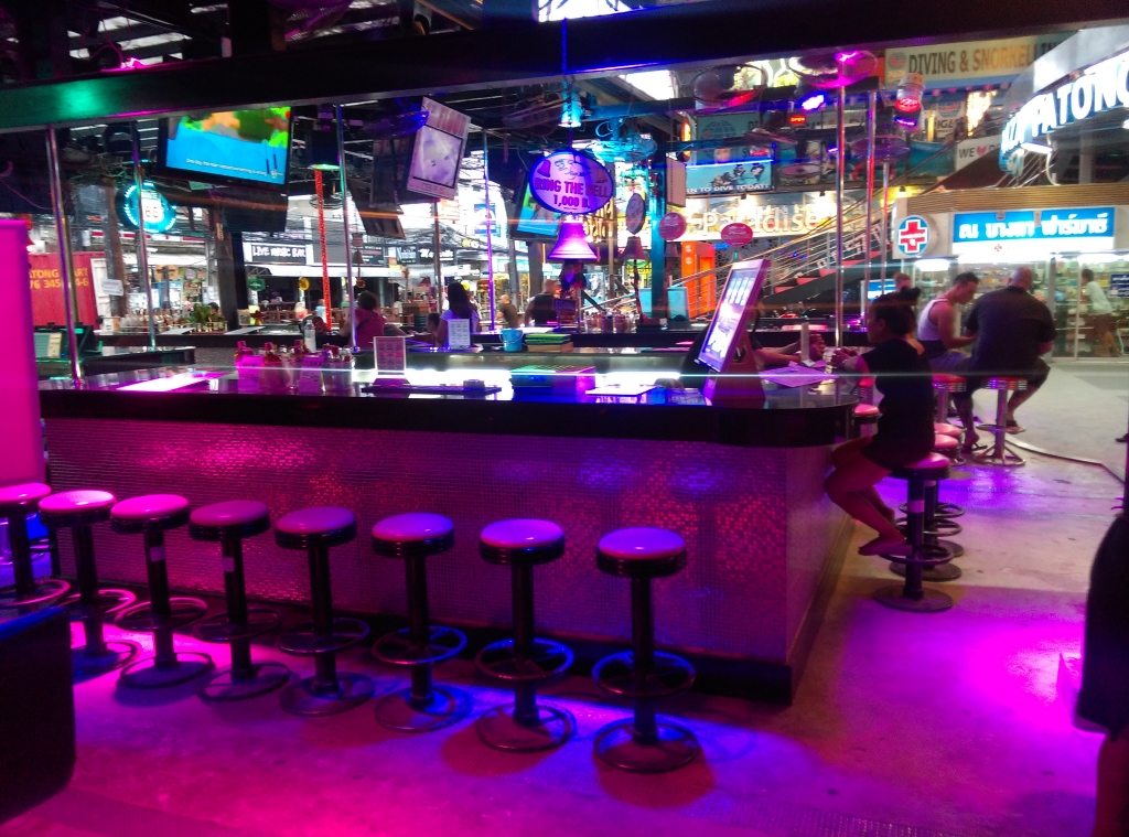 Bar For Lease – Bangla road Patong beach